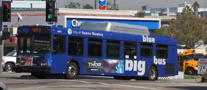 Big Blue Bus New Flyer L40LF 4091